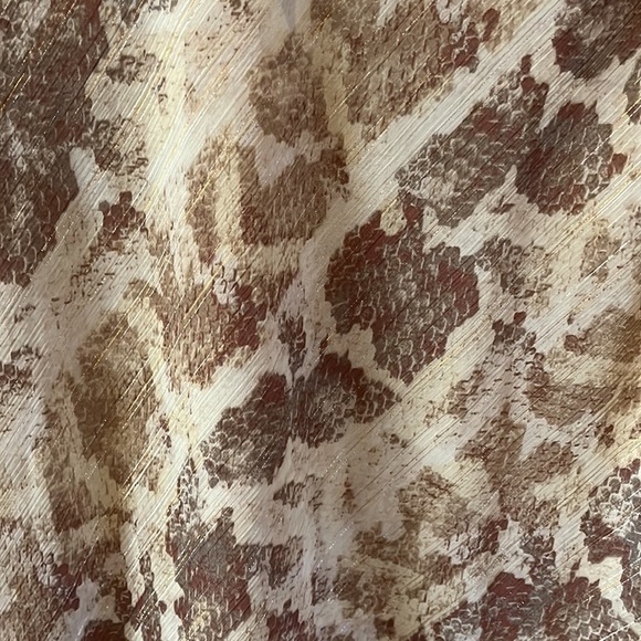 ❤️HOST PICK❤️NWT Lovers and friends skirt - Picture 3 of 9